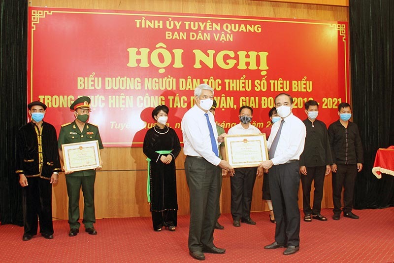 Tuyên Quang: Biểu dương những tấm gương người DTTS tiêu biểu trong công tác dân vận