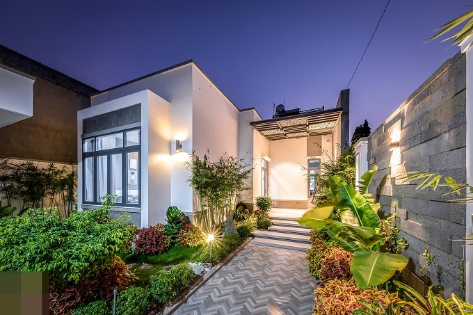 Nhà vườn 1 tầng, 2 mặt tiền rộng hơn 200m2 ai cũng thích mê