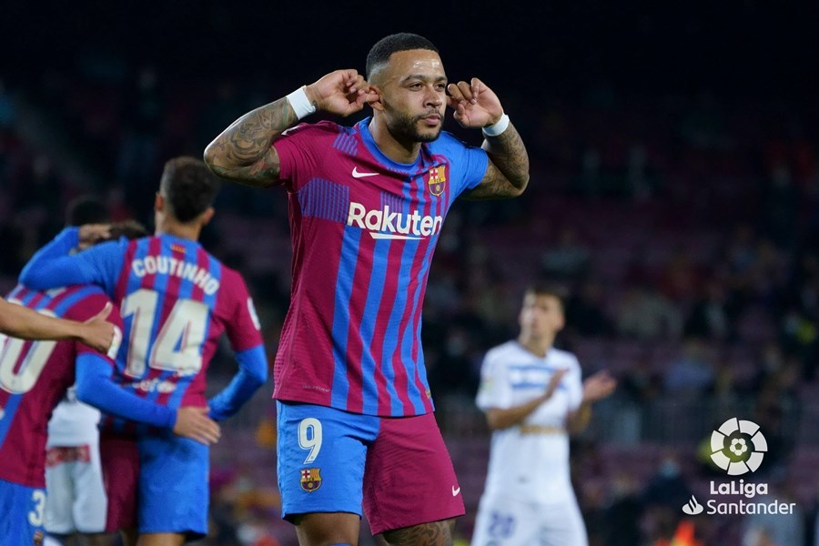 Depay ghi siêu phẩm, Barca vẫn chưa biết mùi chiến thắng