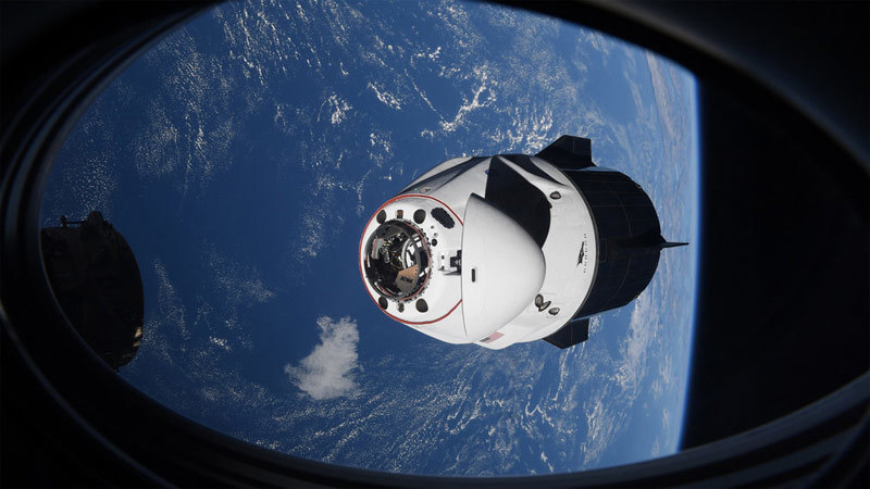 Các phi hành gia bị 'hạn chế' sử dụng toilet trên tàu vũ trụ Dragon