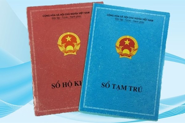 Truy tố cán bộ công an ở Hà Nội làm giả sổ tạm trú đem bán