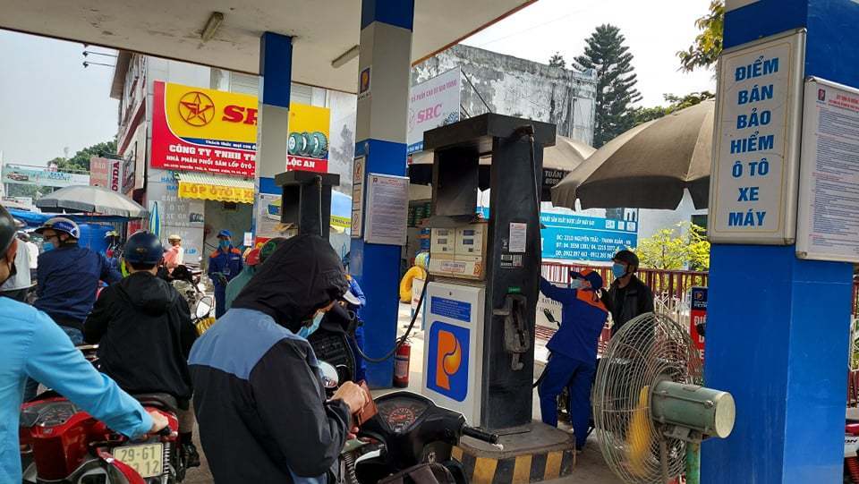 High taxes and fees cause jump in petrol prices