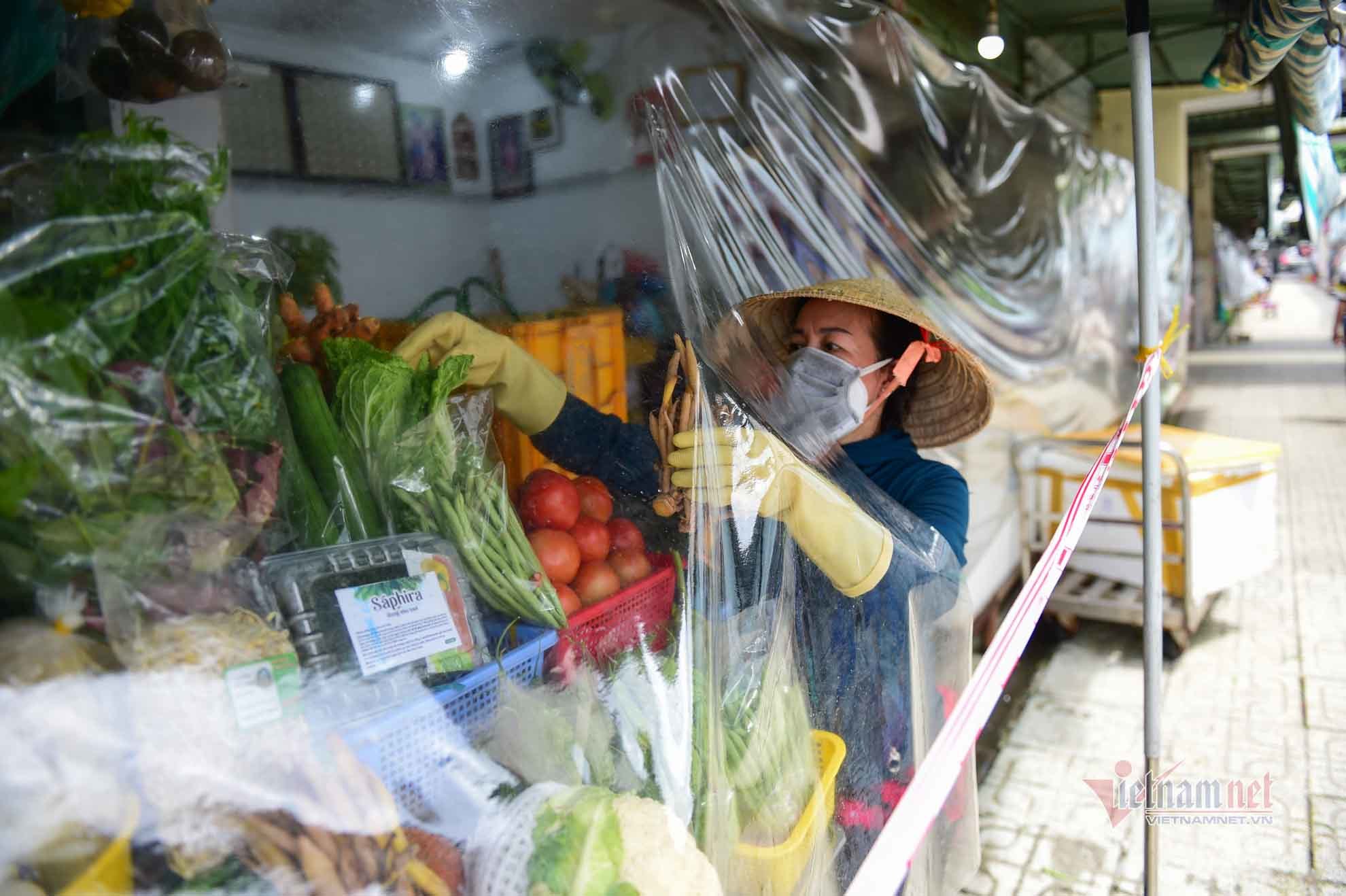 Hà Nội dừng nhiều hoạt động tại khu vực chợ vải lớn nhất miền Bắc