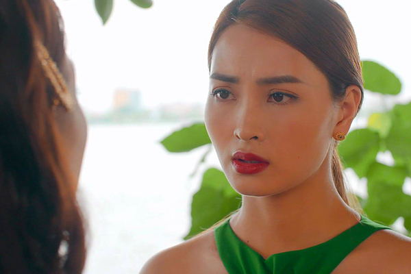 MC Huyền Trang bị ghét vì vai diễn trơ trẽn trong '11 tháng 5 ngày