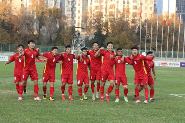 U23 Việt Nam giành vé U23 châu Á: Vui ít, lo nhiều