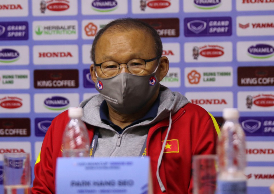 HLV Park Hang Seo: Việt Nam sẽ vượt sức ép để thống trị AFF Cup