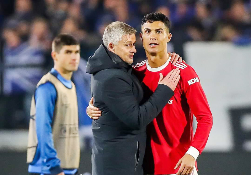 Solskjaer hết lời khen Ronaldo, ghi bàn 'cứu ghế' ngoạn mục