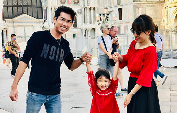 Những lần 'hoảng hốt' của ông bố Việt 10 năm sống ở châu Âu