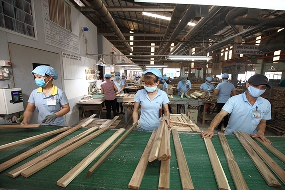 Trụ đỡ vững qua sóng lớn, 'mùa vàng' tỷ USD lại về