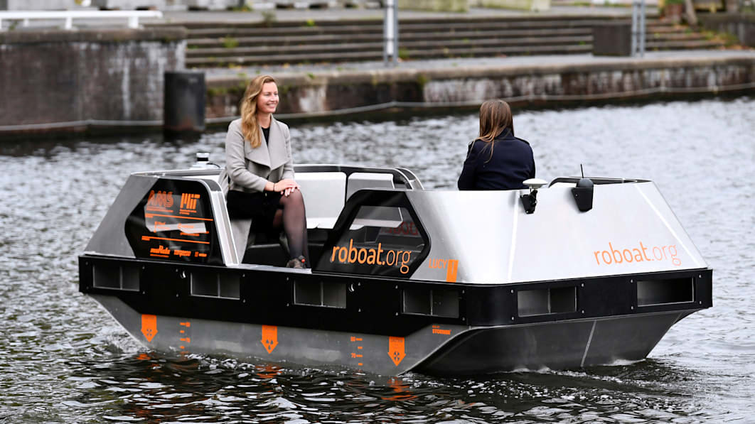 Tránh tắc đường, Hà Lan chế thuyền tự lái đi đường sông