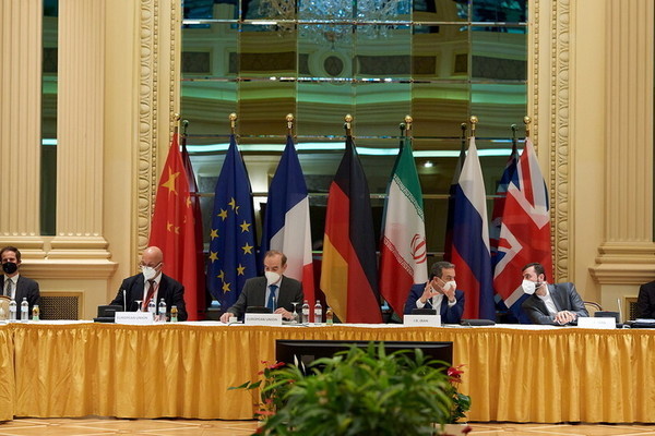 Nga, Iran muốn đưa thỏa thuận hạt nhân 2015 về 'hình thức nguyên bản'