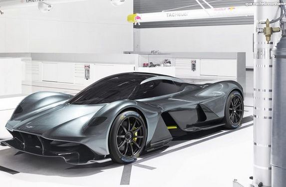 10 sự thật điên rồ về siêu xe Aston Martin Valkyrie hàng hiếm