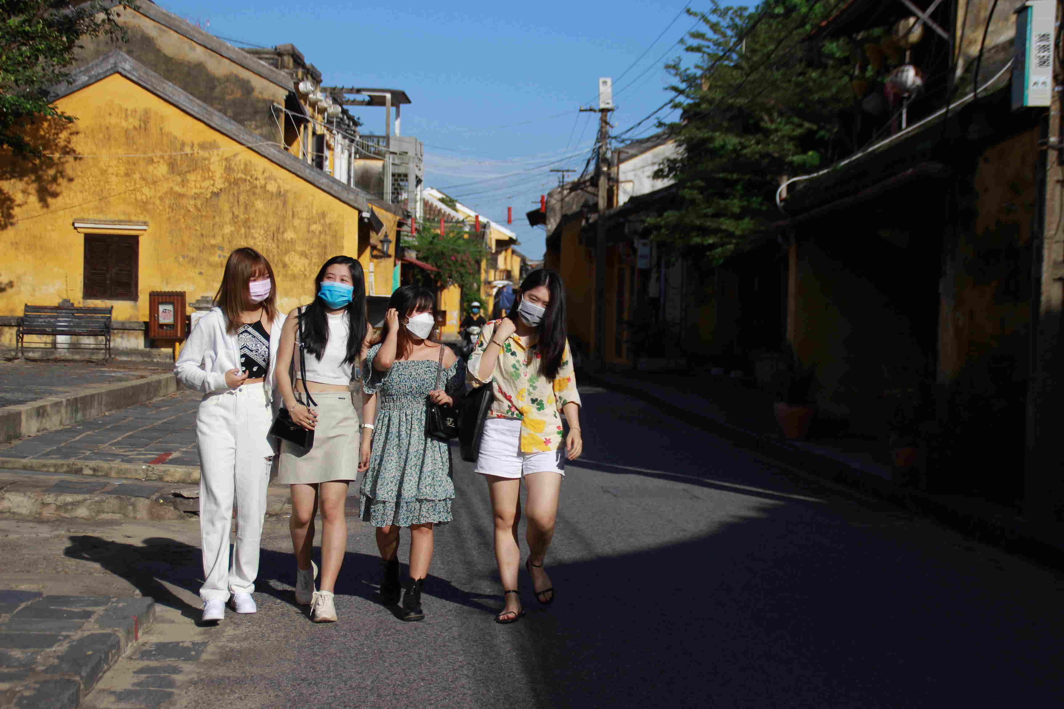 Quang Nam: resorts slash room rates to attract domestic guests