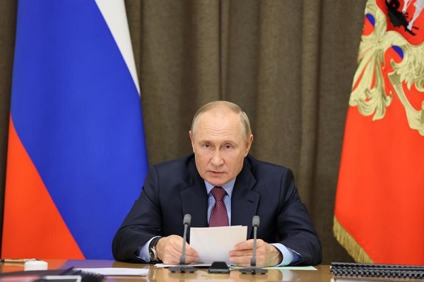 Giám đốc CIA điện đàm với Tổng thống Nga Putin