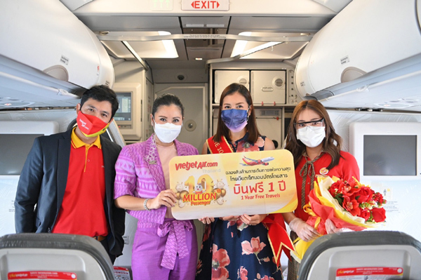 Vietjet khôi phục thêm 2 đường bay, đón hành khách thứ 10 triệu ở Thái Lan