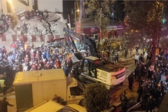 Sập nhà ở Thổ Nhĩ Kỳ, hàng chục người bị mắc kẹt