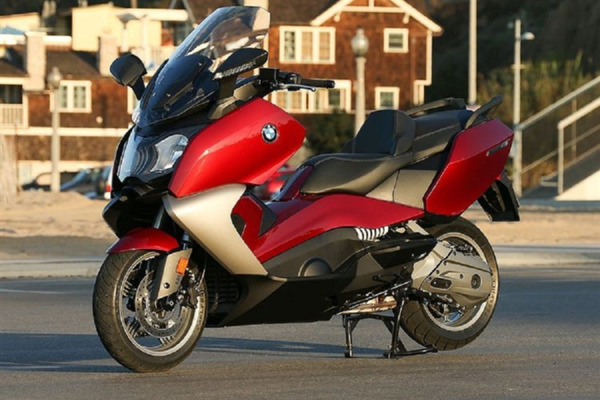 5 mẫu mô tô số tự động hút khách