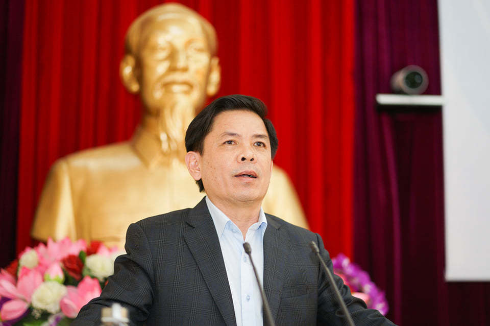 Bộ trưởng Nguyễn Văn Thể: Phát triển vận tải thuỷ để giảm tải cho đường bộ
