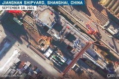 'Soi' tàu sân bay sắp hạ thủy của Trung Quốc mạnh ngang tàu Mỹ