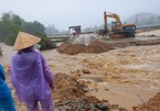 Mưa lớn, hàng loạt cầu ở Quảng Ngãi bị sụt lún, đứt gãy