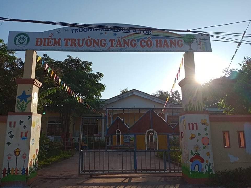 Ám ảnh nhà vệ sinh lộ thiên ở trường học Quảng Trị