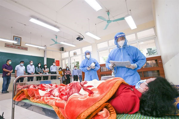 508 mobile medical units set up in Hanoi after rise in cases