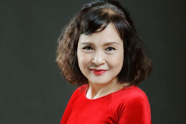 NSND Hoàng Cúc đoạt giải văn chương