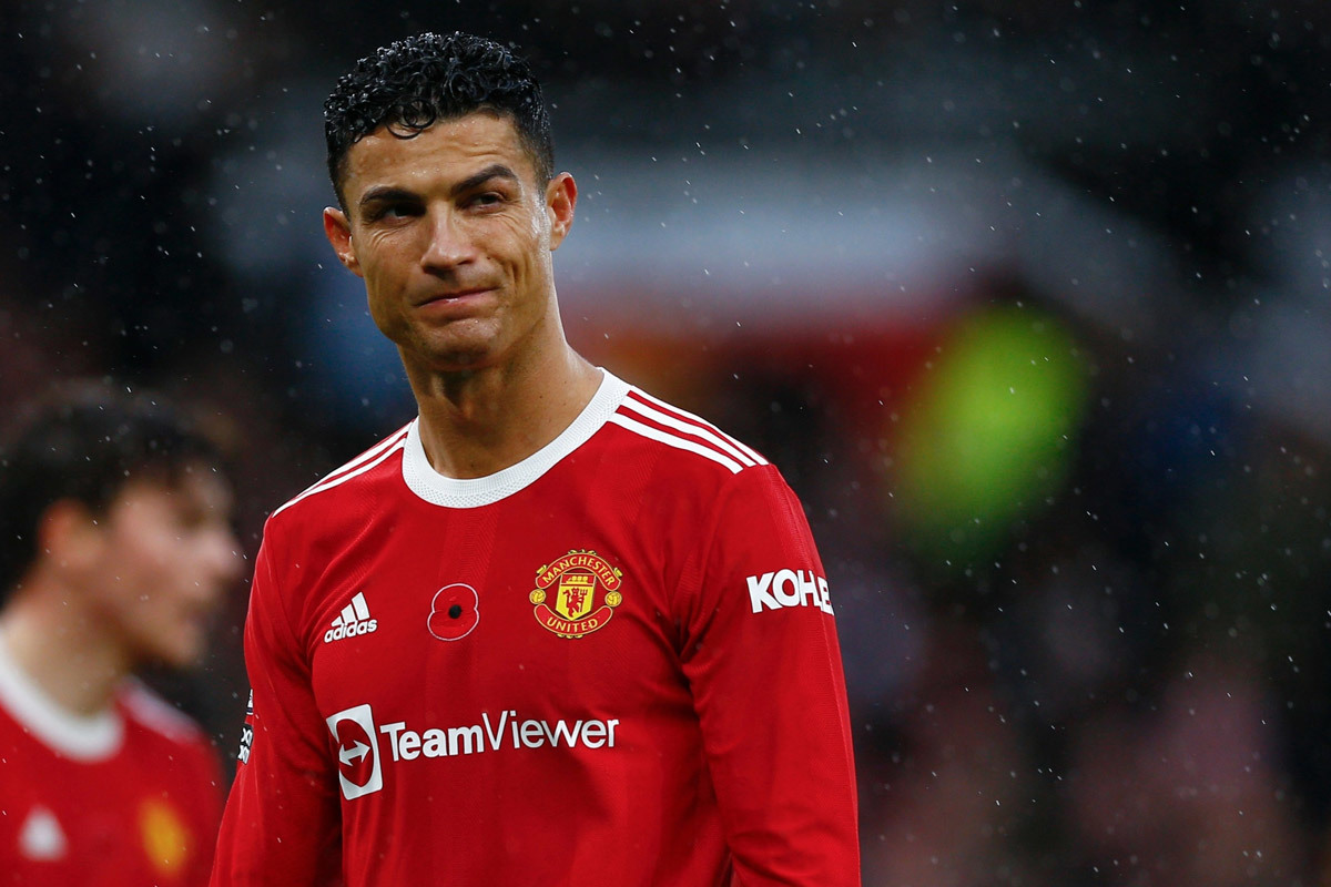 MU tranh Dani Olmo, PSG lôi kéo Ronaldo
