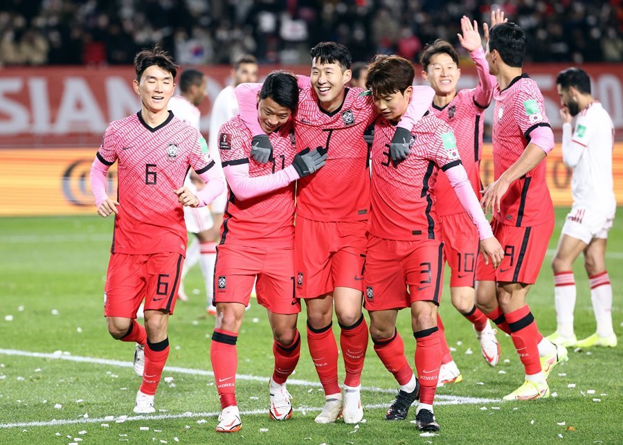 Son Heung-min vô duyên, Hàn Quốc nhọc nhằn hạ UAE