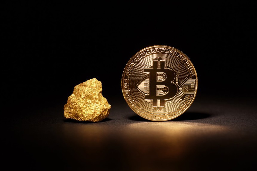 Lạm phát ở Mỹ tăng kỷ lục, giới đầu tư tìm đến vàng và Bitcoin