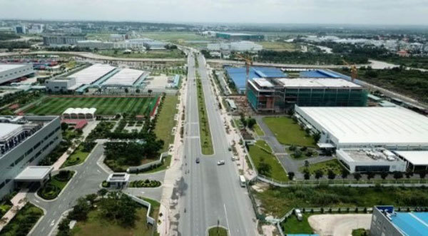 Workers’ health, pandemic prevention at hi-tech park is top priority: HCM City official