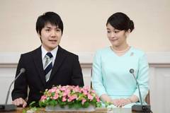 Hoàng gia Nhật mong chồng cựu công chúa đỗ kỳ thi luật