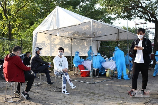 Thủ đoạn của nhóm xét nghiệm Covid -19 chui ở sân Mỹ Đình
