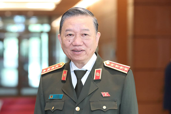 Bộ trưởng Tô Lâm gửi Thư chúc mừng nhân kỷ niệm 76 năm Ngày truyền thống Công an nhân dân Việt Nam