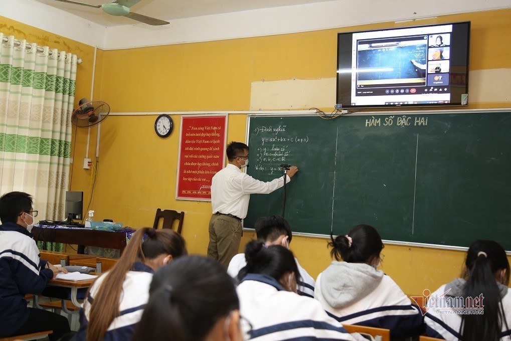 Trường học Hà Nội chuẩn bị phương án dạy online kết hợp trực tiếp