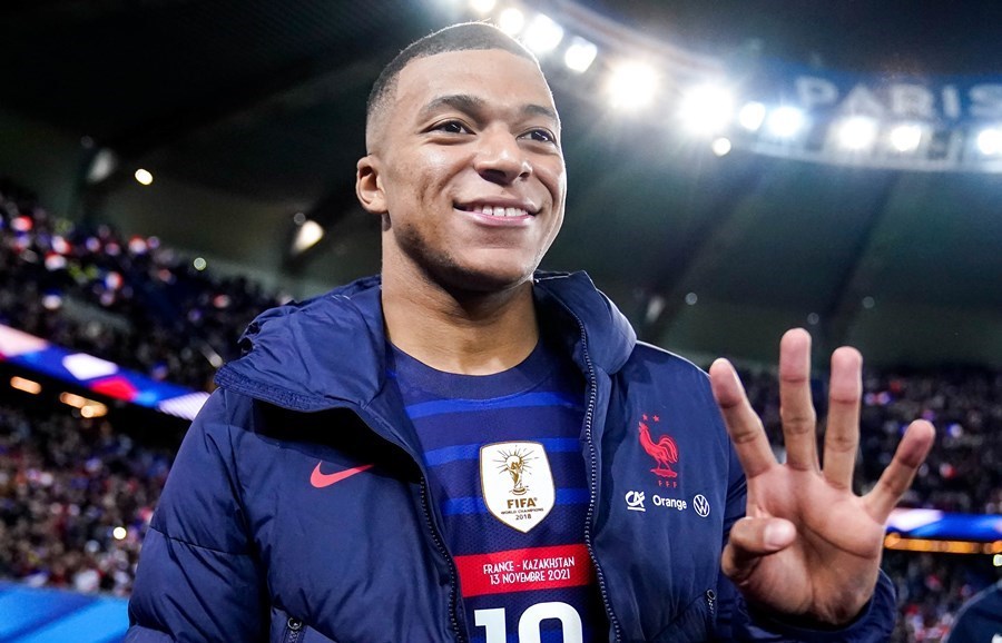 Mbappe lập poker, Pháp đoạt vé dự VCK World Cup 2022