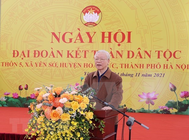 Party leader joins great unity festival in Hanoi's Yen So commune