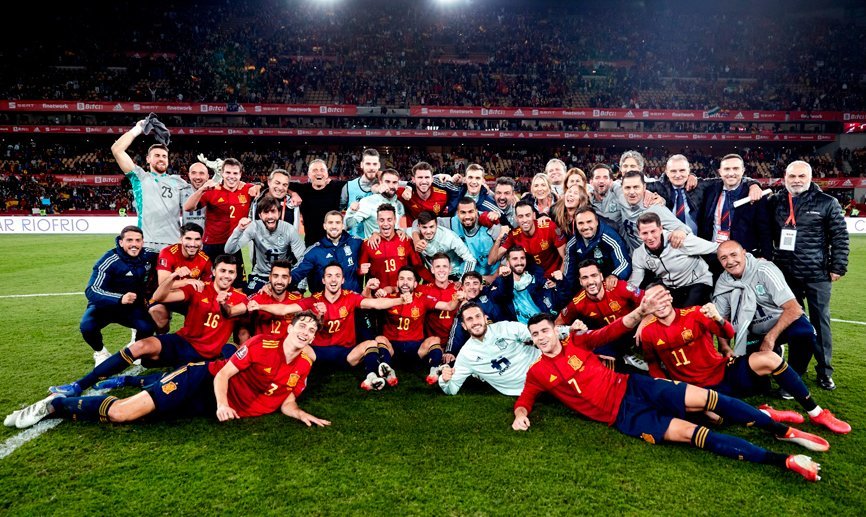 Morata lập đại công, Tây Ban Nha đoạt vé dự World Cup 2022