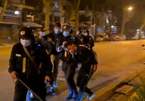 Cảnh sát cơ động Hà Nội chặn bắt “quái xế” như phim hành động trên phố cổ