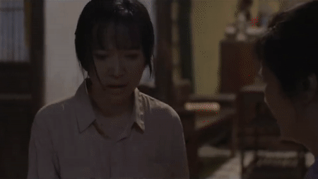 'Thương ngày nắng về' tập 2, mẹ và anh trai âm mưu ép Yến bán thân