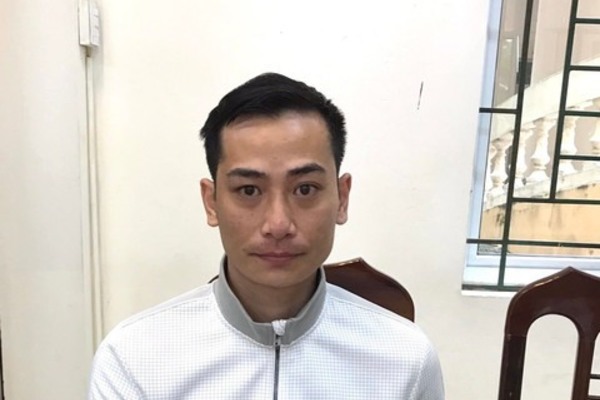 Bắt giam thanh niên đánh nữ chủ quán vì bình luận trên mạng