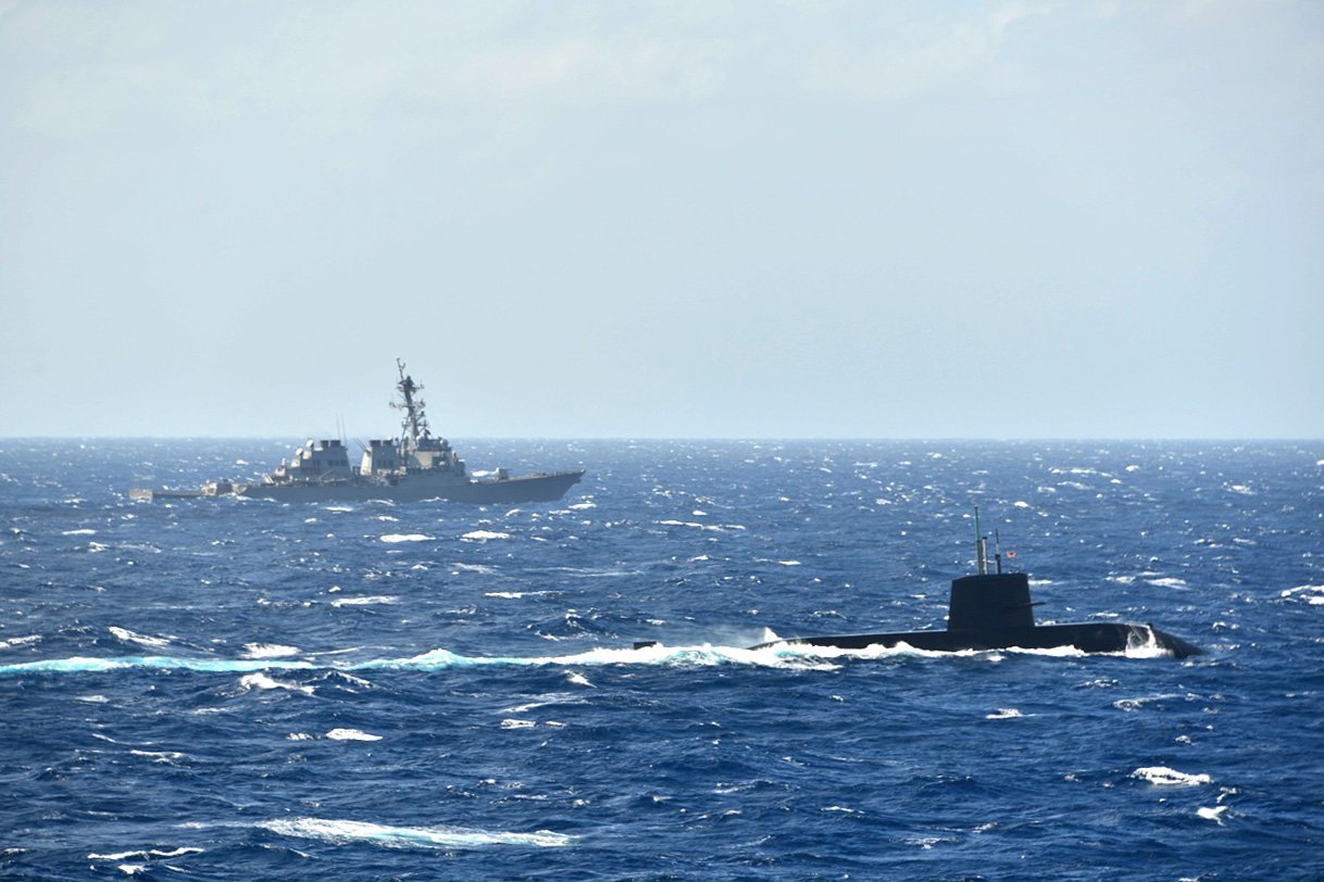 Chiến hạm Mỹ, Nhật diễn tập săn ngầm ở Biển Đông