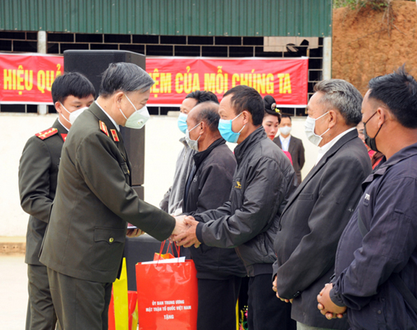 MB hỗ trợ xây 200 căn nhà cho người nghèo tại Điện Biên