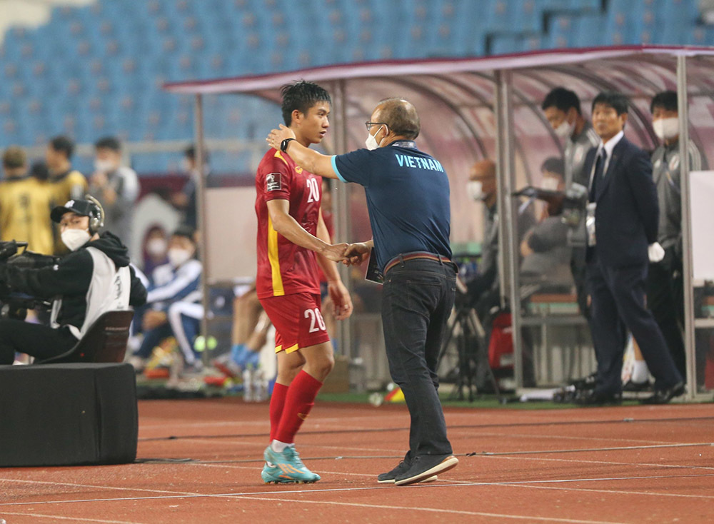 Muốn đền ơn thầy Park, Phan Văn Đức mong tỏa sáng tại AFF Cup