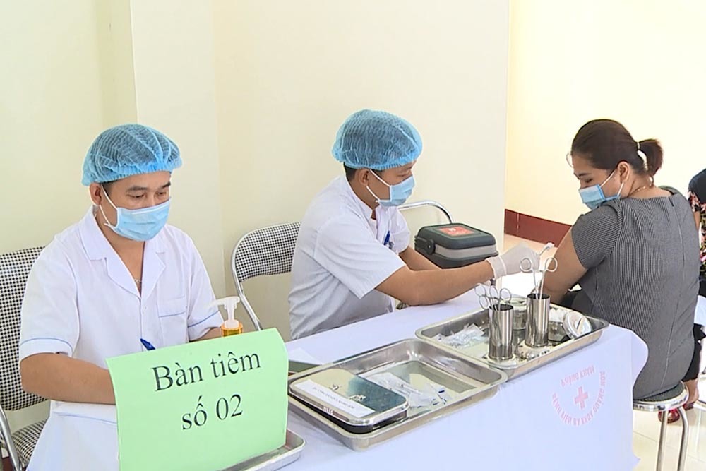Thủ tướng Chính phủ đồng ý cung cấp hơn 500.000 liều vắc xin Covid-19 cho tỉnh Cao Bằng