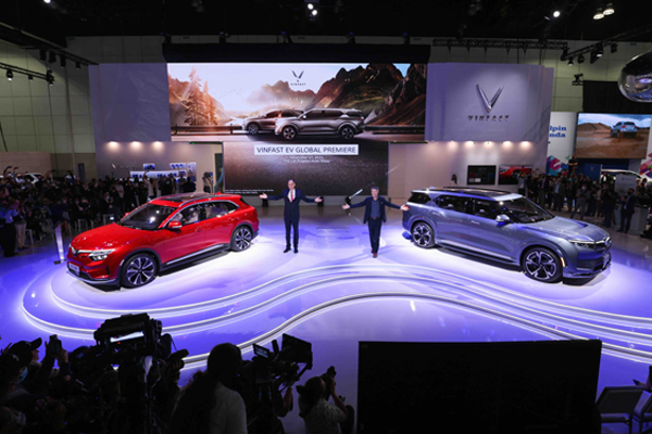 VinFast ra mắt thương hiệu xe điện tại Los Angeles Auto Show 2021