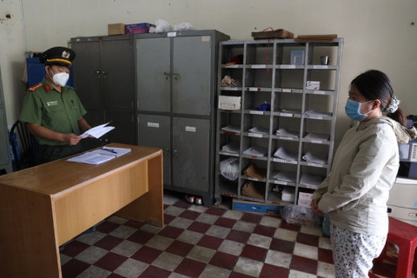 Khởi tố chủ quán cơm làm lây lan dịch bệnh cho gần 100 người ở Tây Ninh