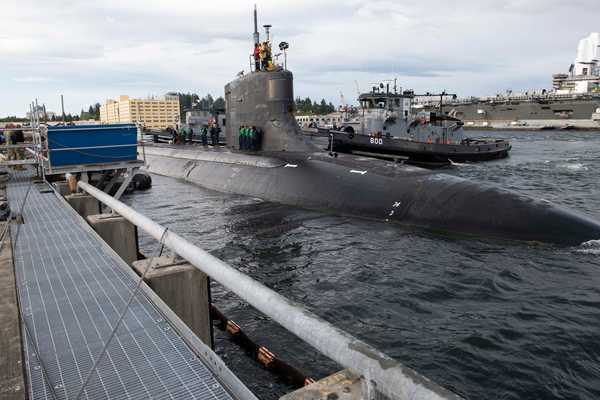 Tàu ngầm Mỹ gặp sự cố ở Biển Đông ra khơi trở lại