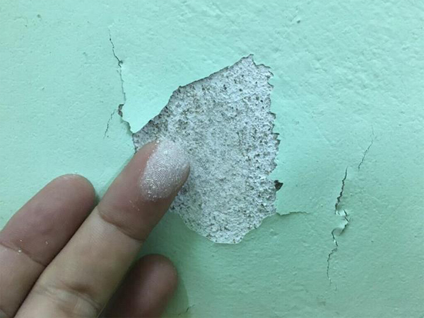 3 điều đặc biệt tránh để tường nhà không bị bong tróc