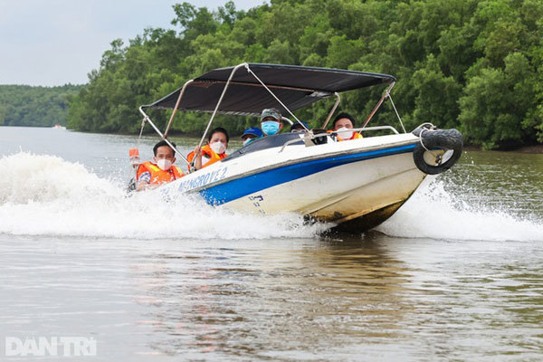 HCM City proposes three-phase pilot plan to welcome international tourists